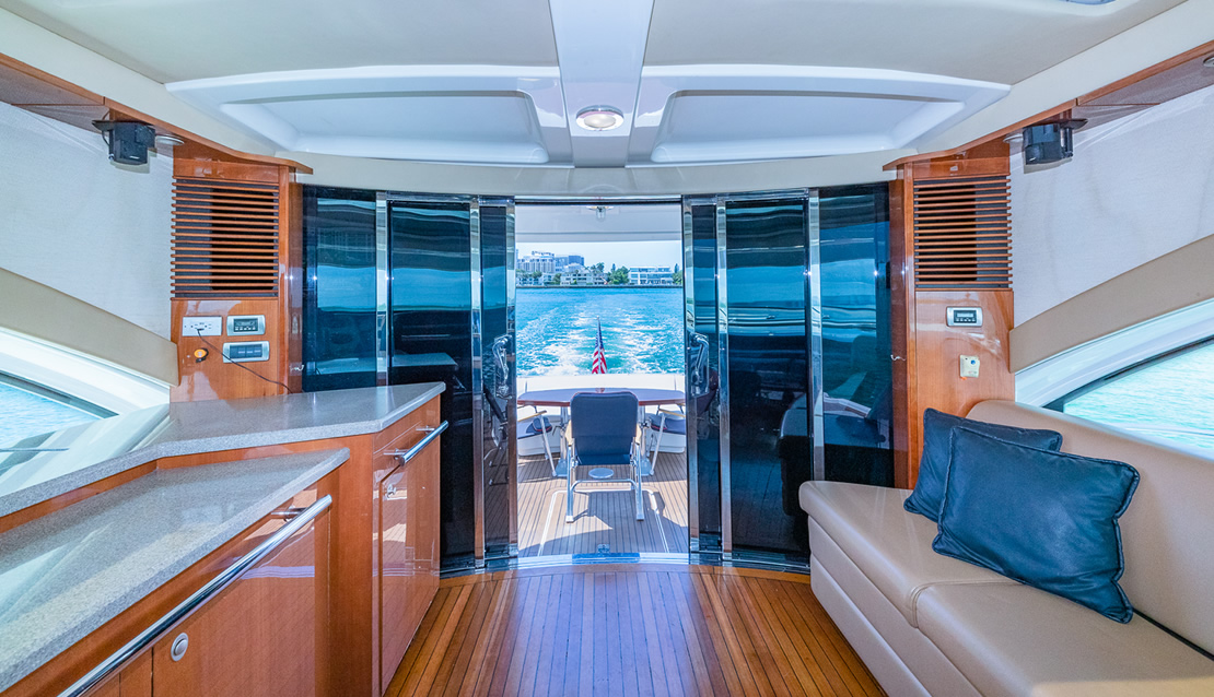 65 Sea Ray Sport - Miami yacht rental