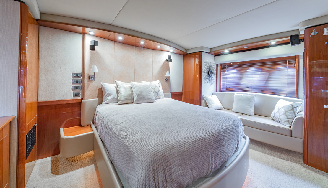 65 Sea Ray Sport - Miami yacht rental