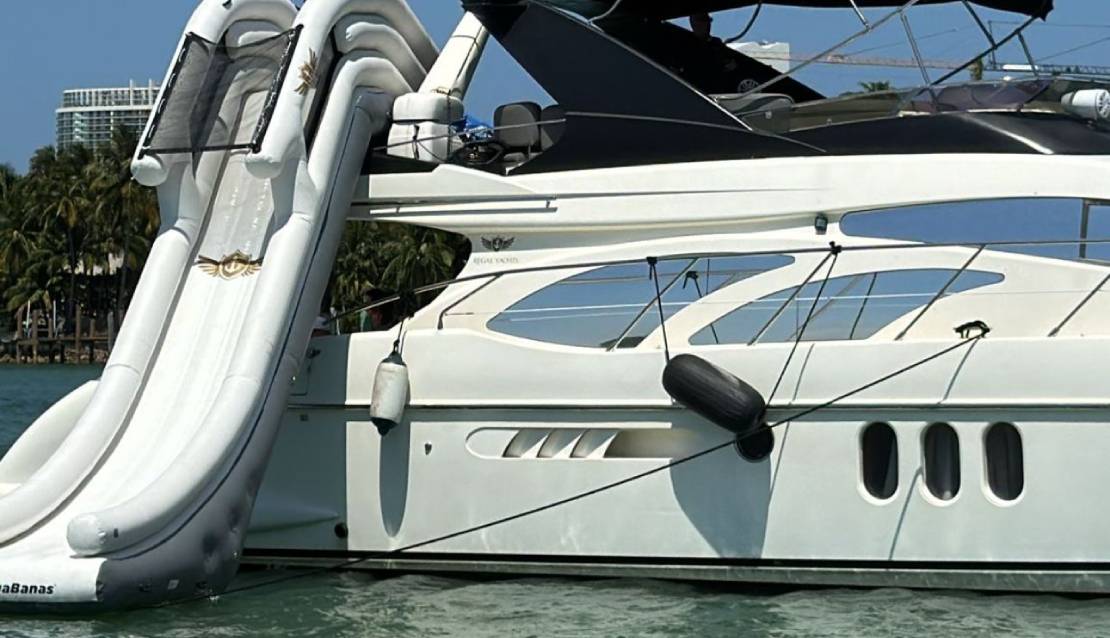 62 Azimut Flybridge - Miami yacht rental