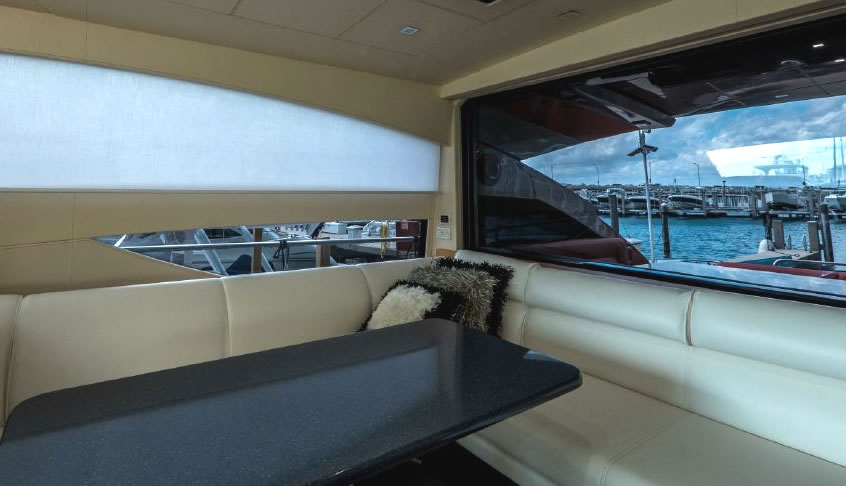 64 Pershing Yacht - Miami yacht rental