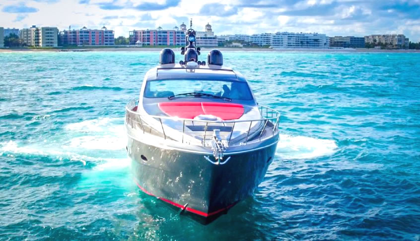 64 Pershing Yacht - Miami yacht rental