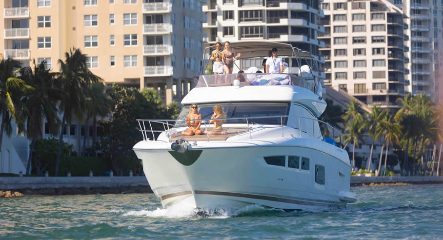 60 Prestige Flybridge - Miami yacht rental