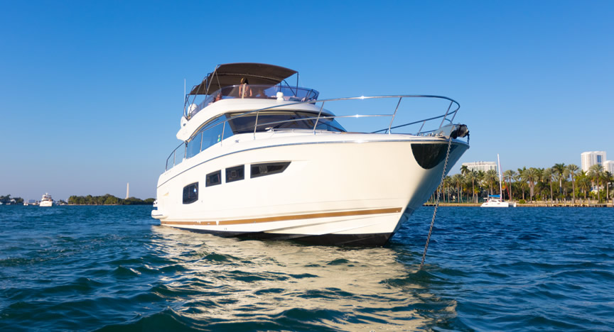 60 Prestige Flybridge - Miami yacht rental