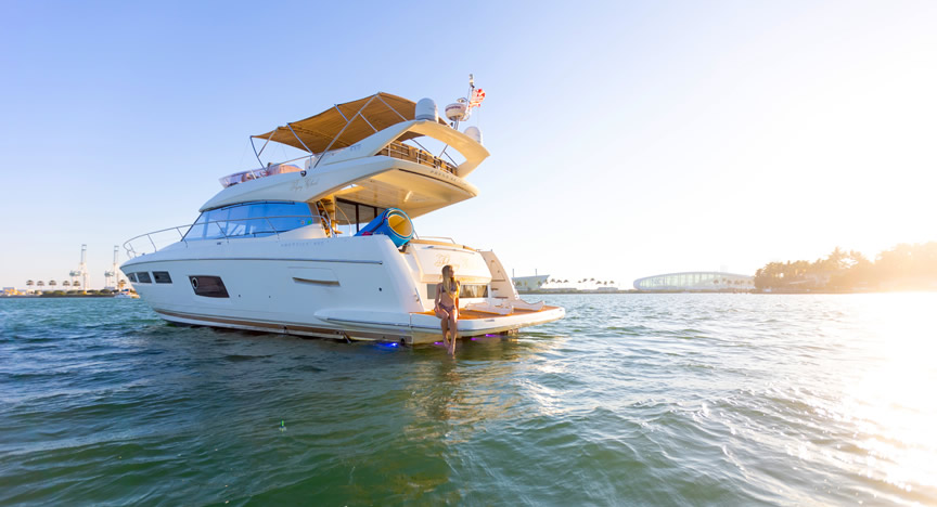 60 Prestige Flybridge - Miami yacht rental