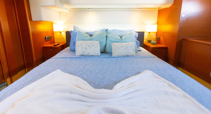 60 Prestige Flybridge - Miami yacht rental