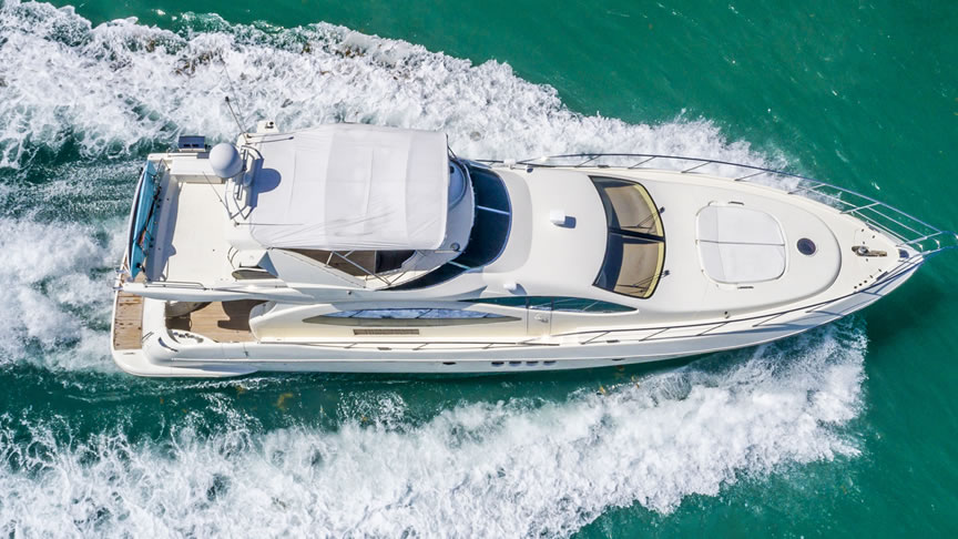 68 Azimut Plus - Miami yacht rental