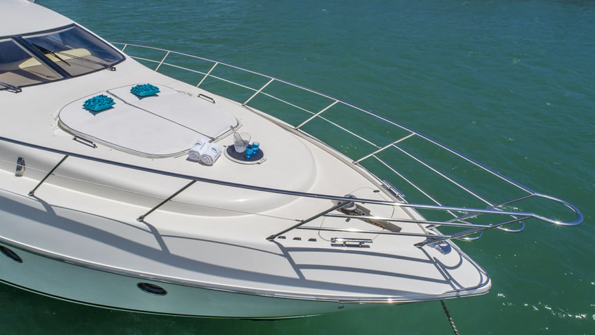 68 Azimut Plus - Miami yacht rental