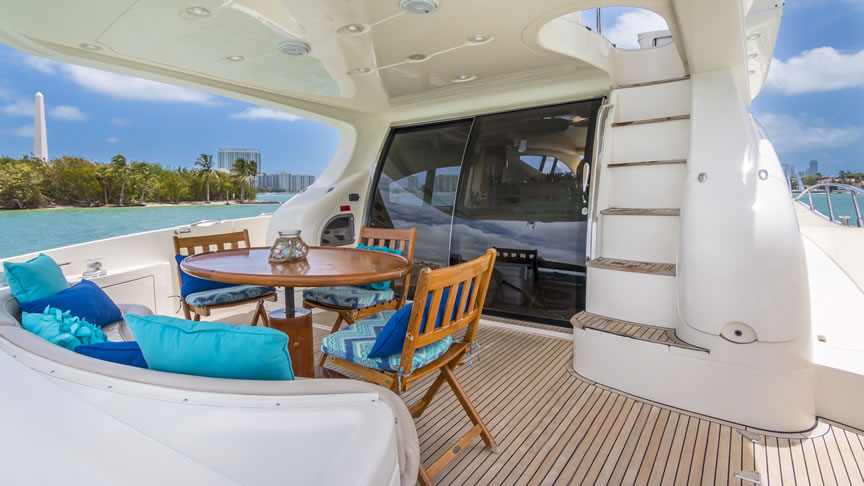 68 Azimut Plus - Miami yacht rental
