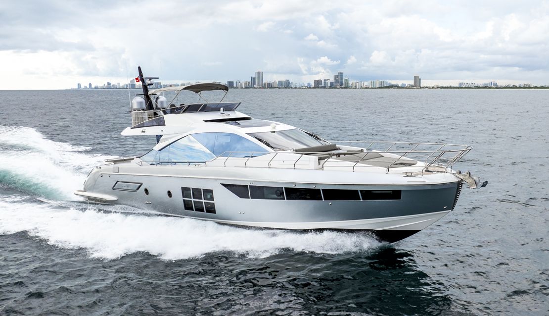 70 Azimut Custom Grey - Miami yacht rental