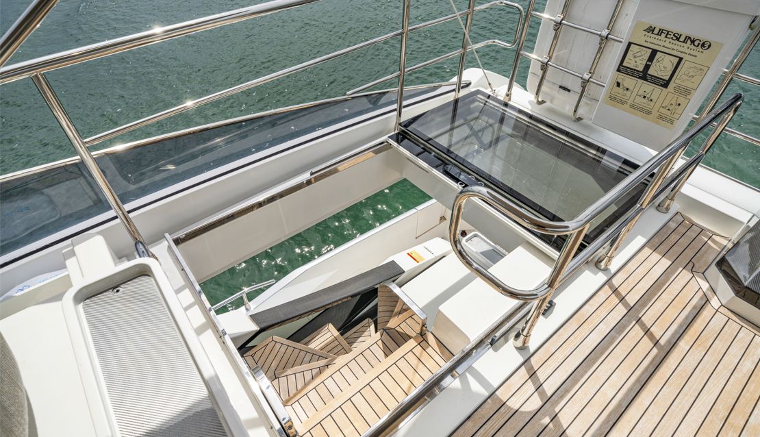 70 Azimut Custom Grey - Miami yacht rental