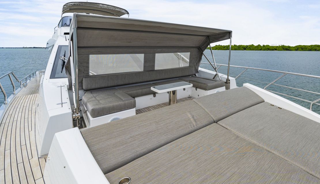 70 Azimut Custom Grey - Miami yacht rental