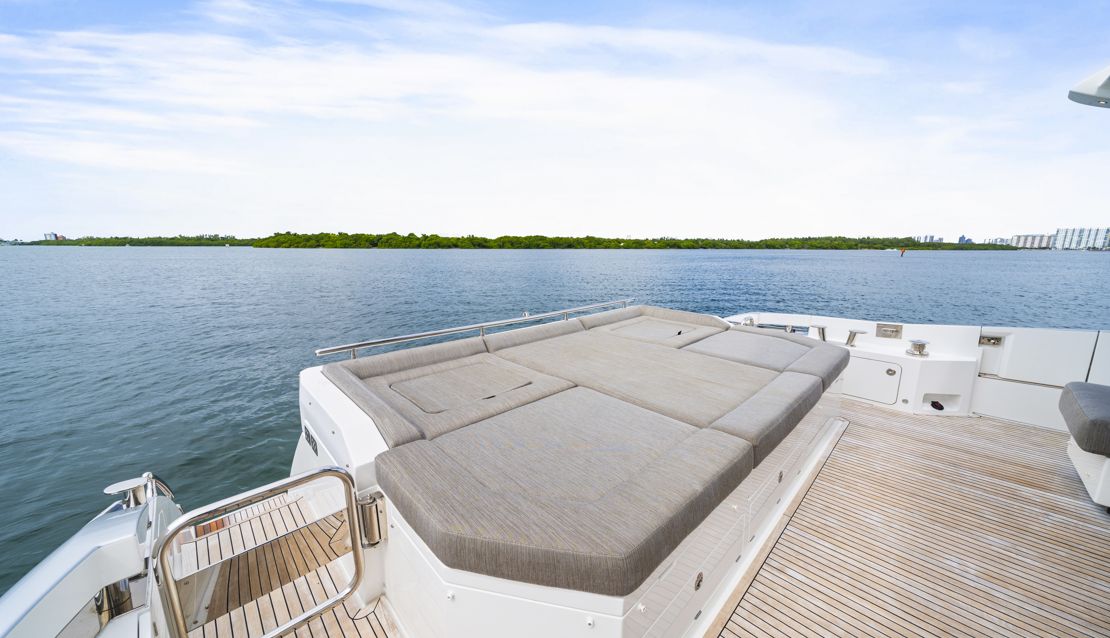 70 Azimut Custom Grey - Miami yacht rental
