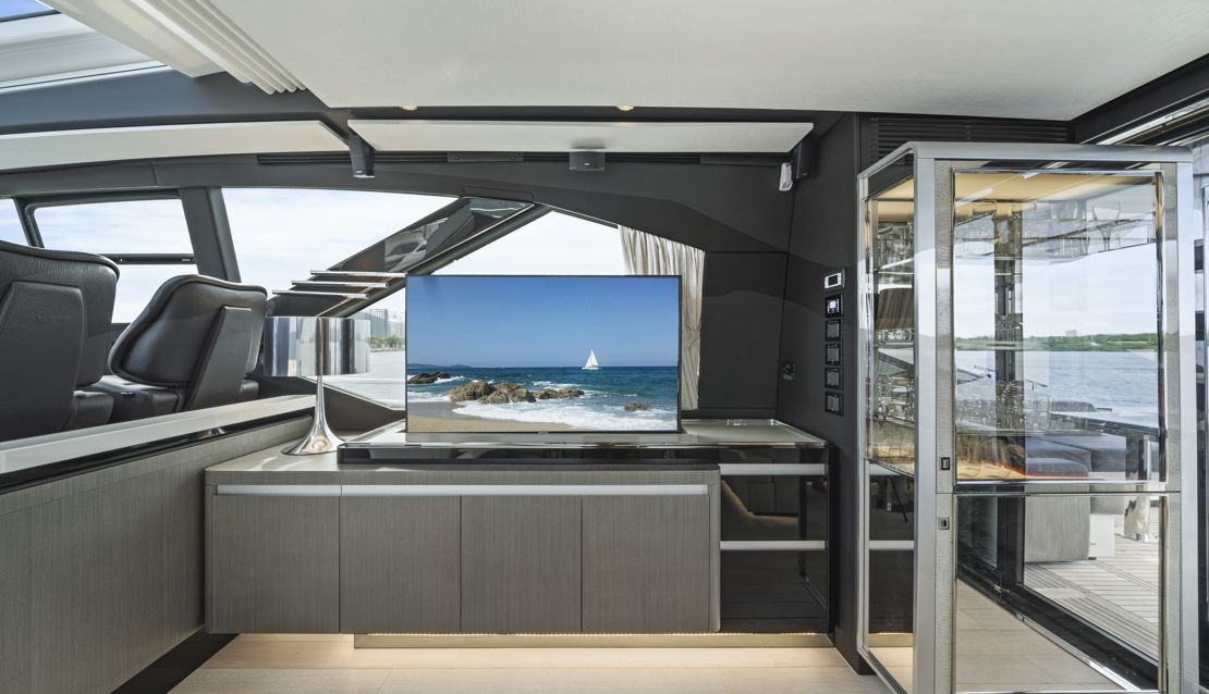 70 Azimut Custom Grey - Miami yacht rental