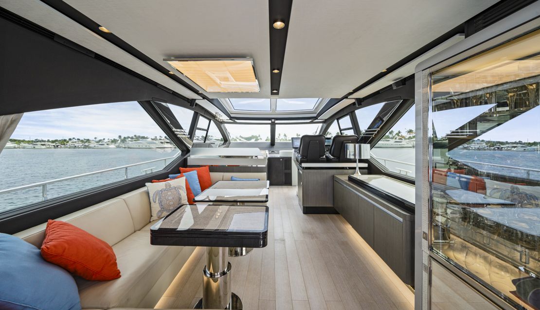 70 Azimut Custom Grey - Miami yacht rental