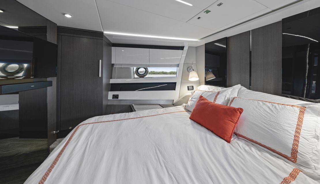 70 Azimut Custom Grey - Miami yacht rental