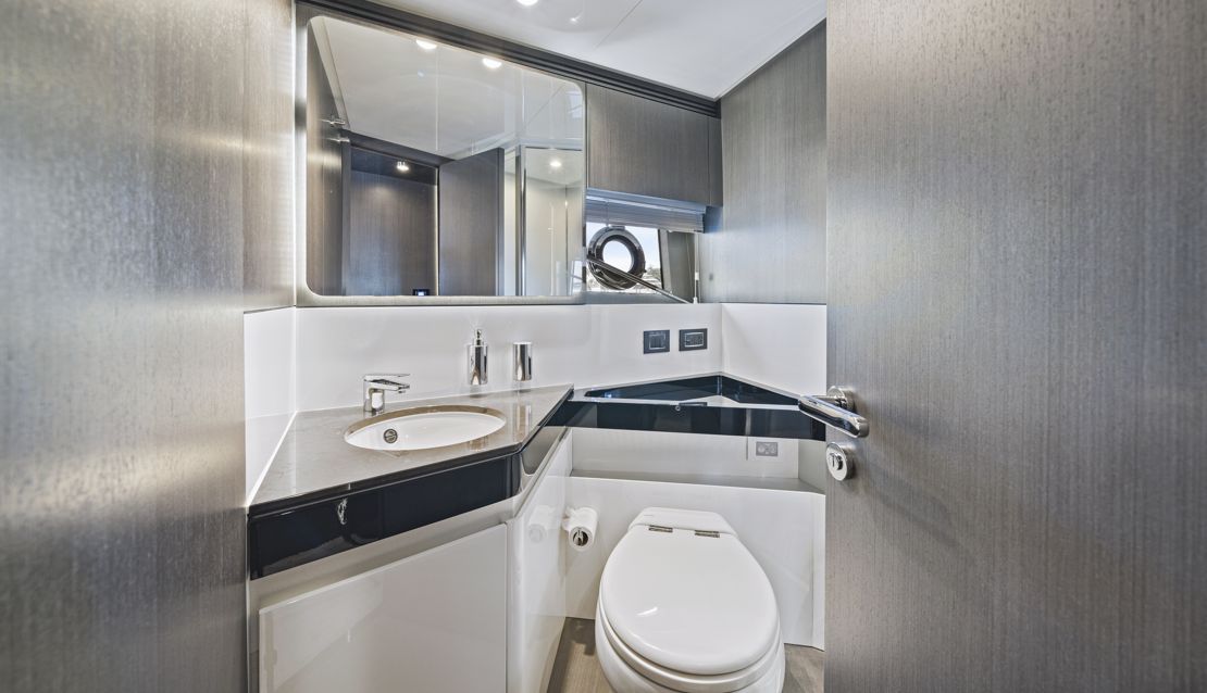 70 Azimut Custom Grey - Miami yacht rental