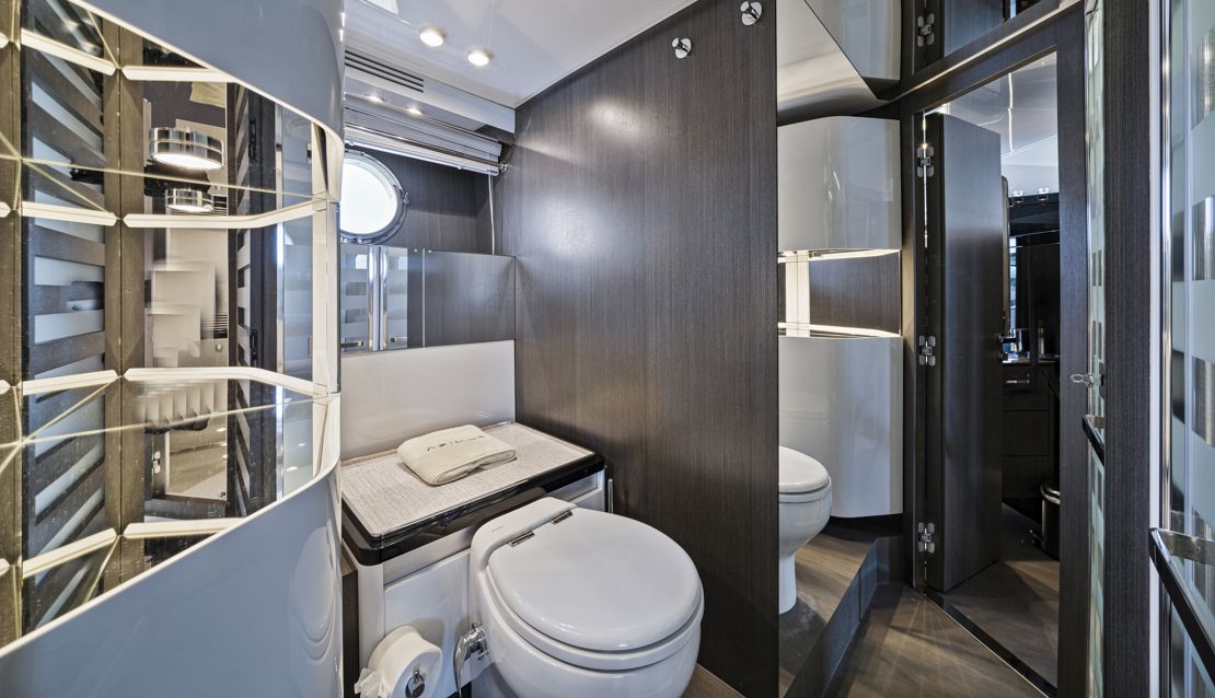 70 Azimut Custom Grey - Miami yacht rental