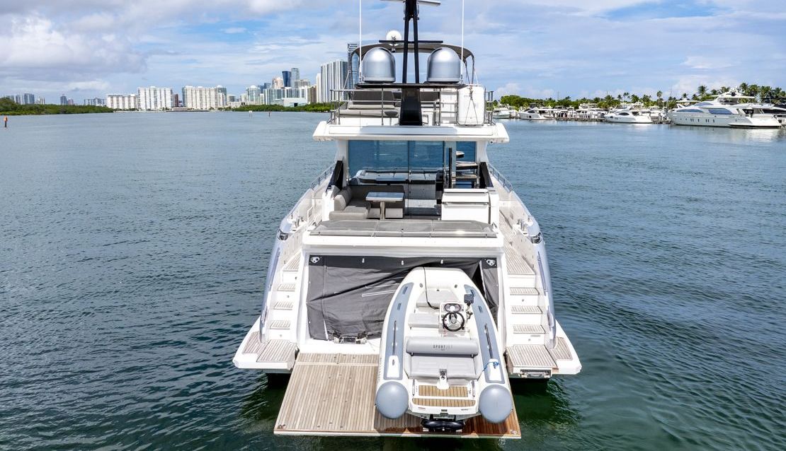 70 Azimut Custom Grey - Miami yacht rental