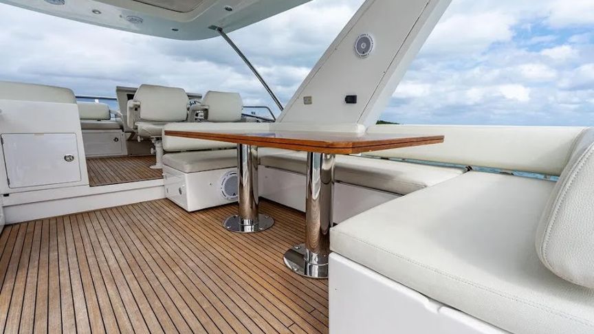 70 Azimut Fly - Miami yacht rental