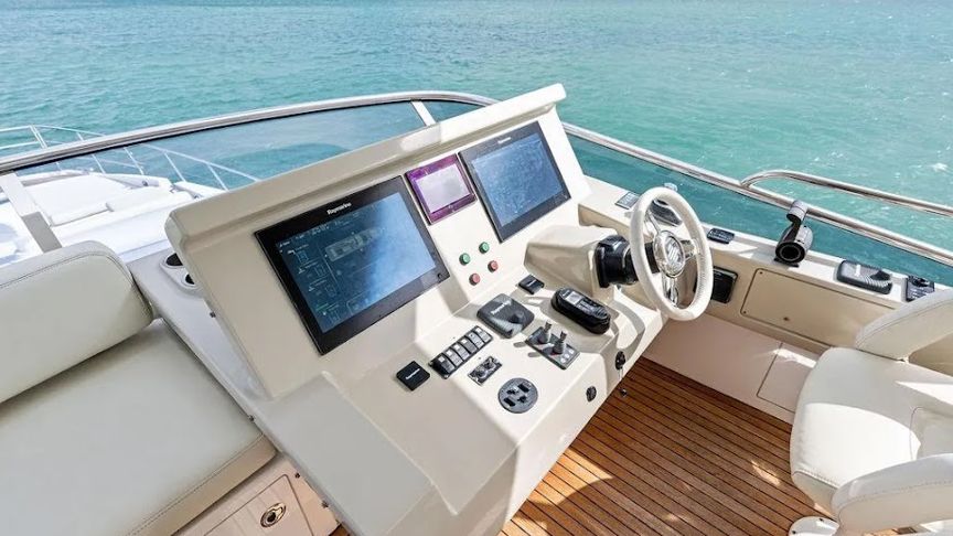 70 Azimut Fly - Miami yacht rental