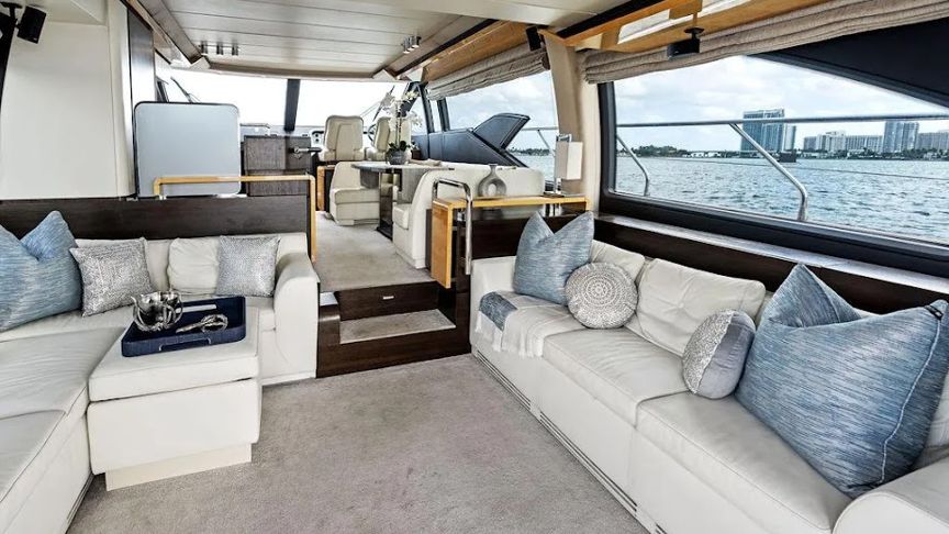70 Azimut Fly - Miami yacht rental