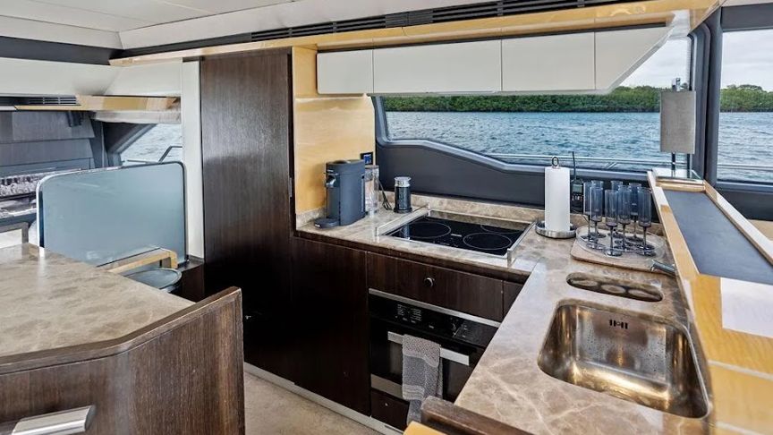 70 Azimut Fly - Miami yacht rental