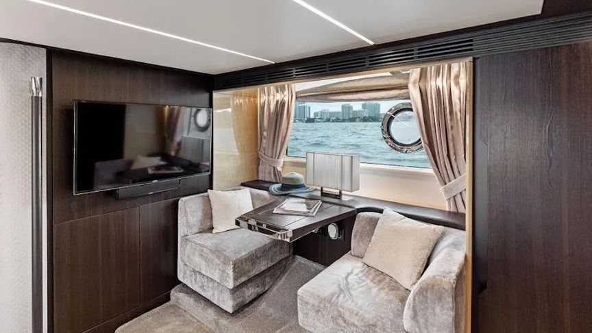 70 Azimut Fly - Miami yacht rental