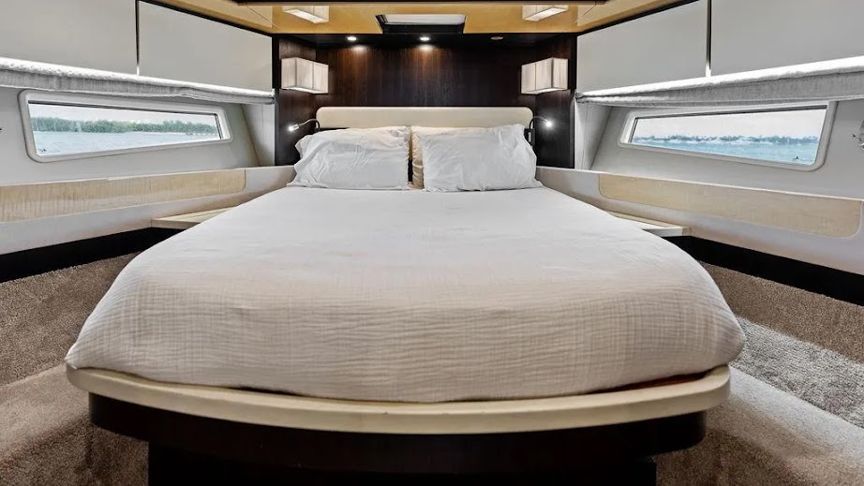 70 Azimut Fly - Miami yacht rental
