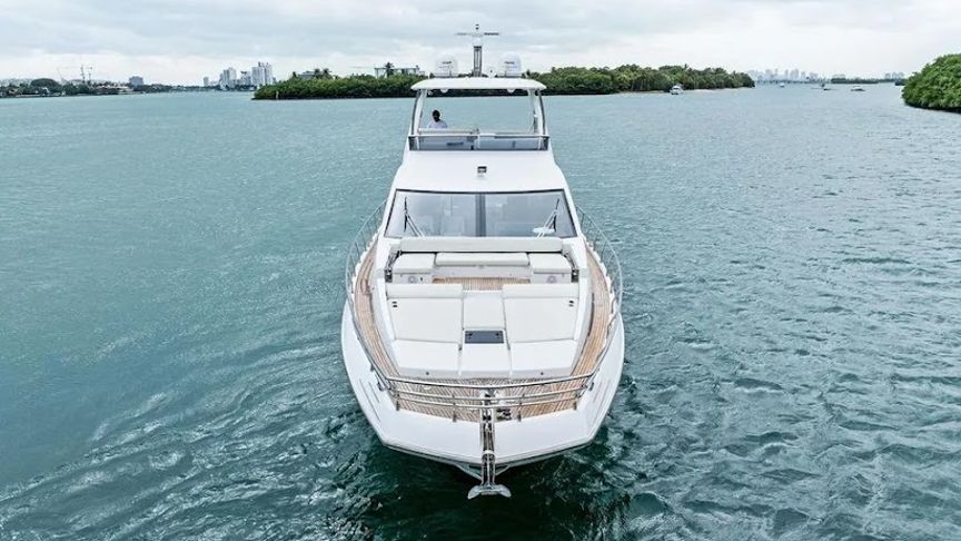 70 Azimut Fly - Miami yacht rental