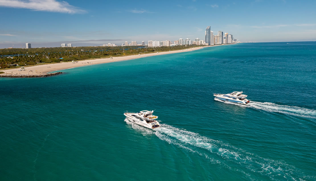 70 Azimut Lupo 2 - Miami yacht rental