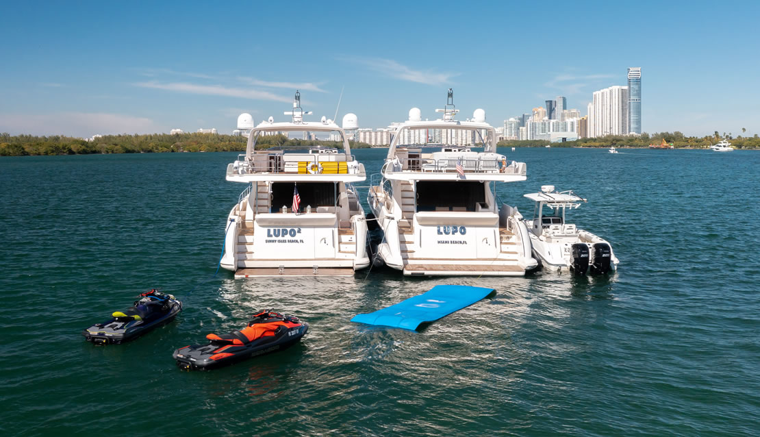 70 Azimut Lupo 2 - Miami yacht rental