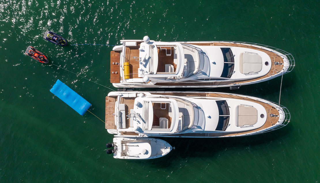 70 Azimut Lupo 2 - Miami yacht rental