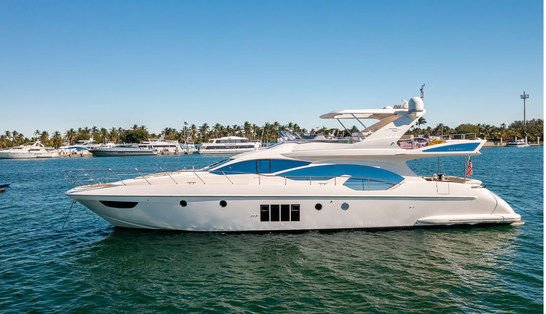 70 Azimut Lupo 2 - Miami yacht rental