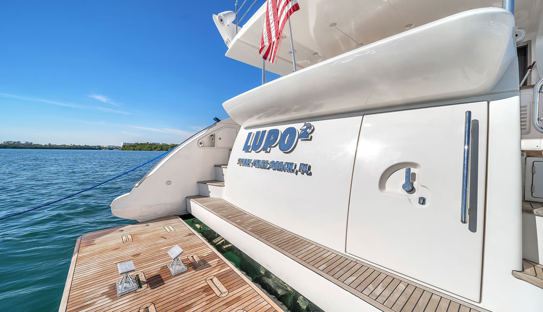 70 Azimut Lupo 2 - Miami yacht rental