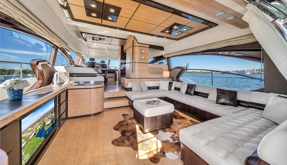 70 Azimut Lupo 2 - Miami yacht rental