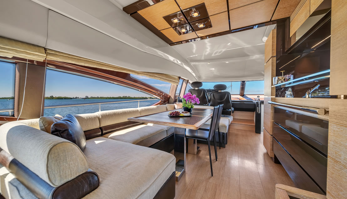 70 Azimut Lupo 2 - Miami yacht rental