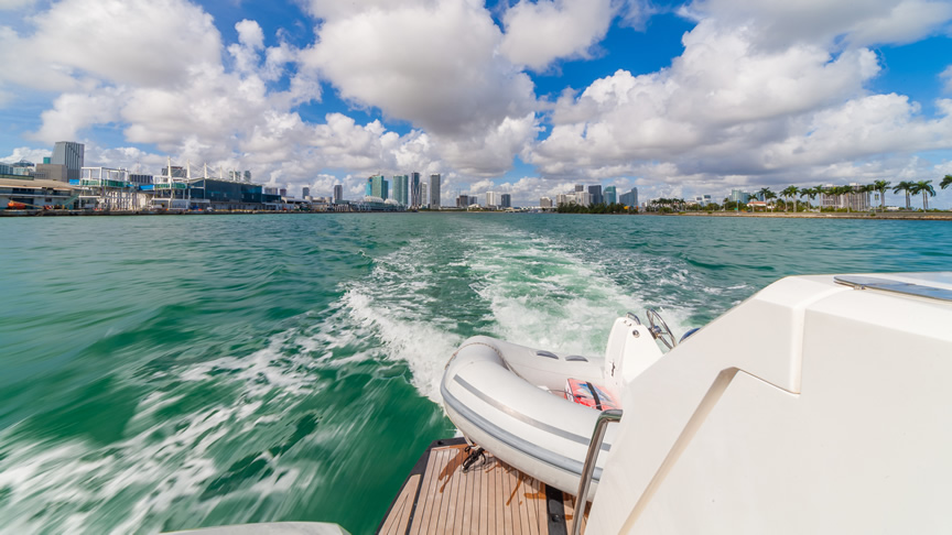 70 Sunseeker Flybridge Custom - Miami yacht rental