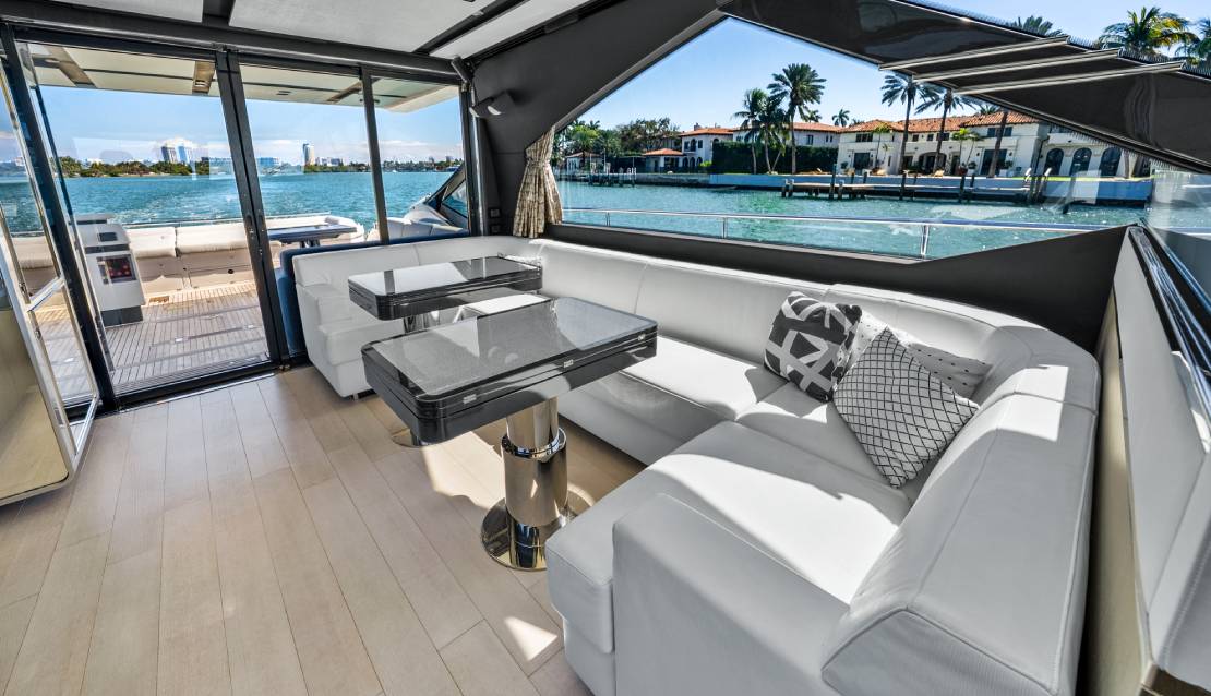 72 Azimut S7 - Miami yacht rental