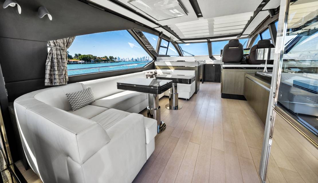 72 Azimut S7 - Miami yacht rental