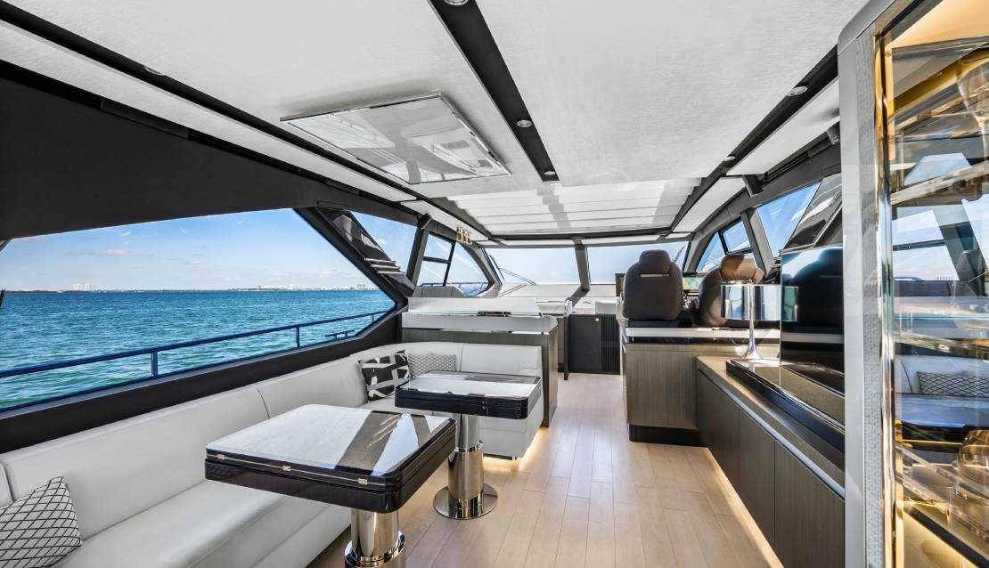 72 Azimut S7 - Miami yacht rental