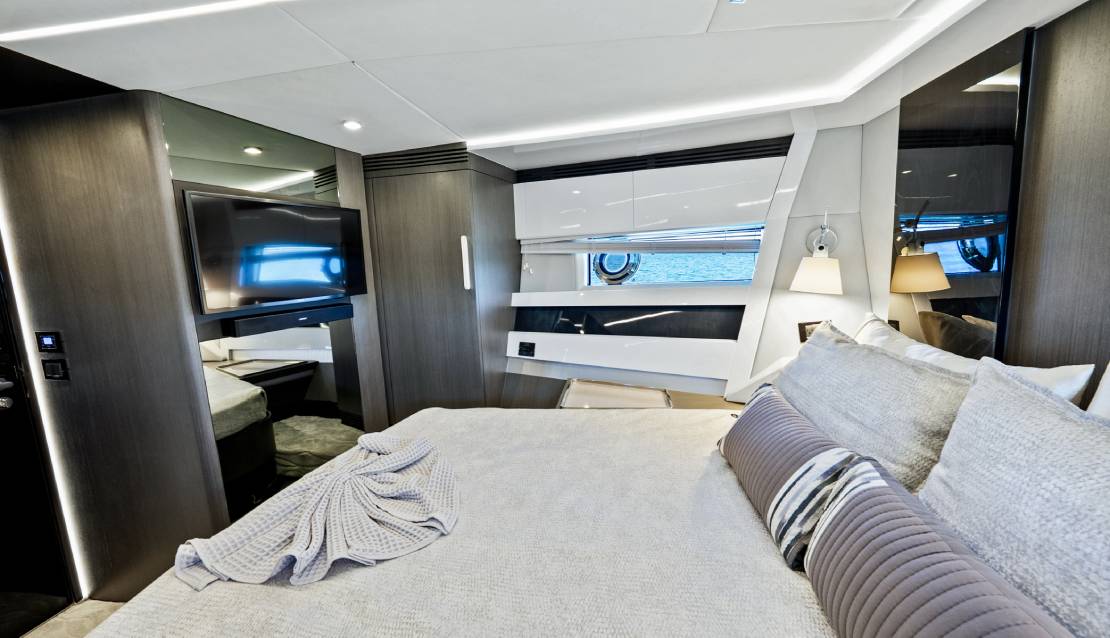 72 Azimut S7 - Miami yacht rental