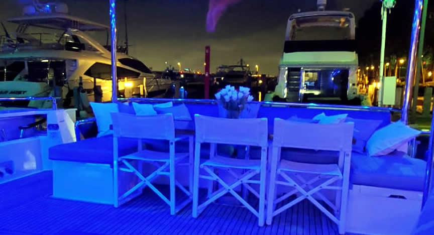 80 Astondoa Jacuzzi - Miami yacht rental