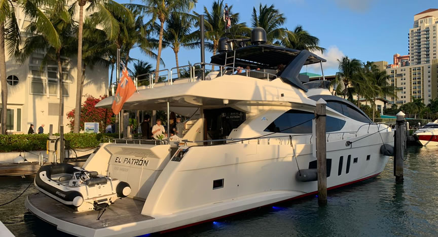 80 Astondoa Jacuzzi - Miami yacht rental