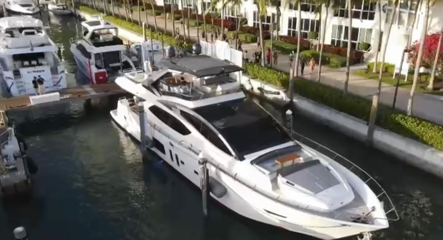 80 Astondoa Jacuzzi - Miami yacht rental