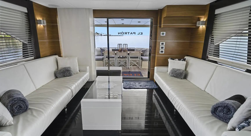80 Astondoa Jacuzzi - Miami yacht rental