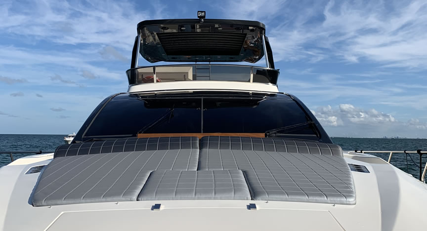 80 Astondoa Jacuzzi - Miami yacht rental