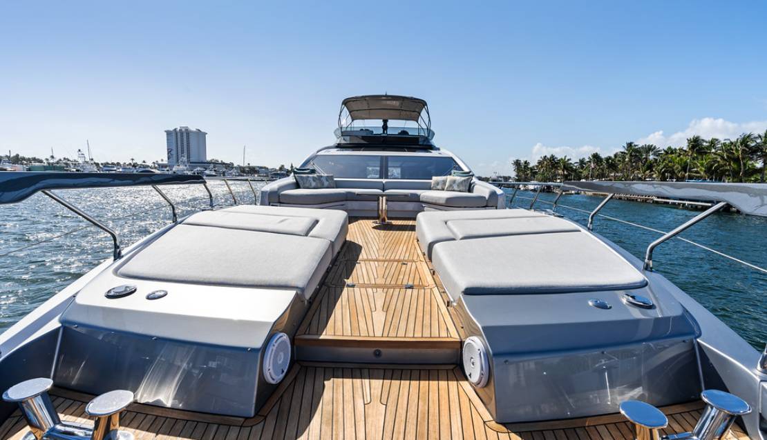 80 Azimut S8  - Miami yacht rental