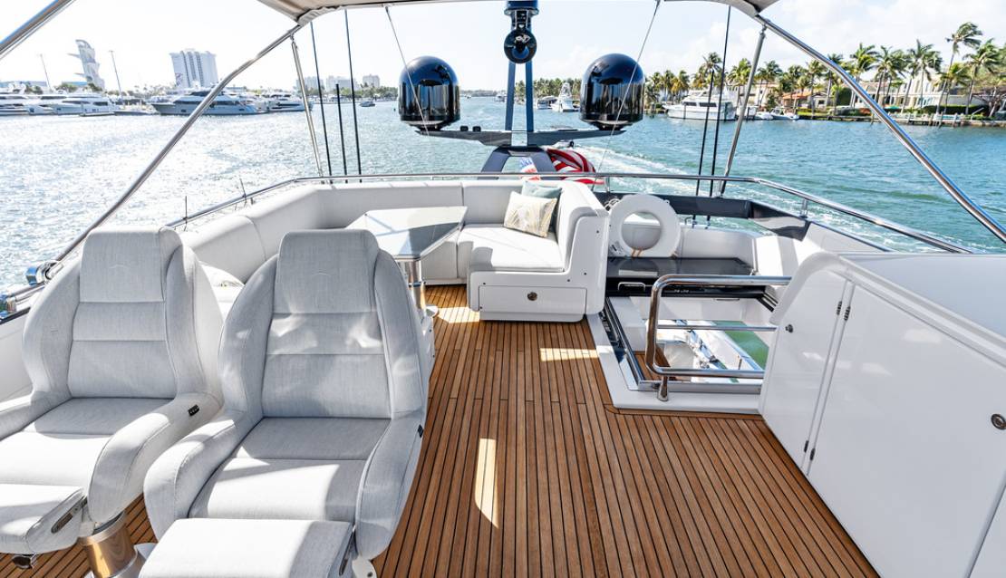 80 Azimut S8  - Miami yacht rental