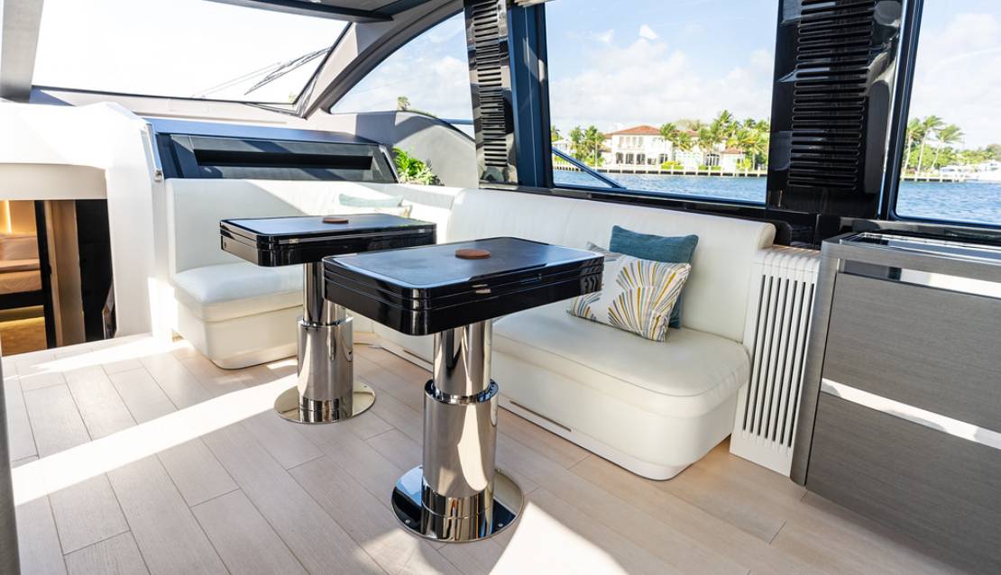 80 Azimut S8  - Miami yacht rental