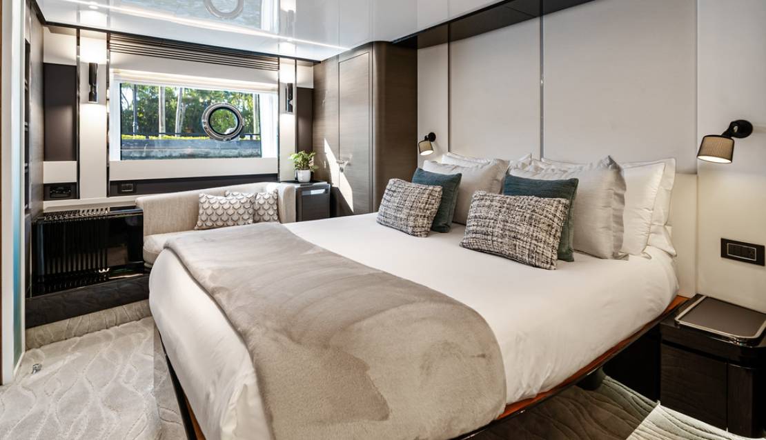 80 Azimut S8  - Miami yacht rental